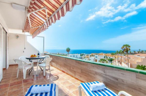 1-Bedroom Apartment with Panoramic Ocean View PH13